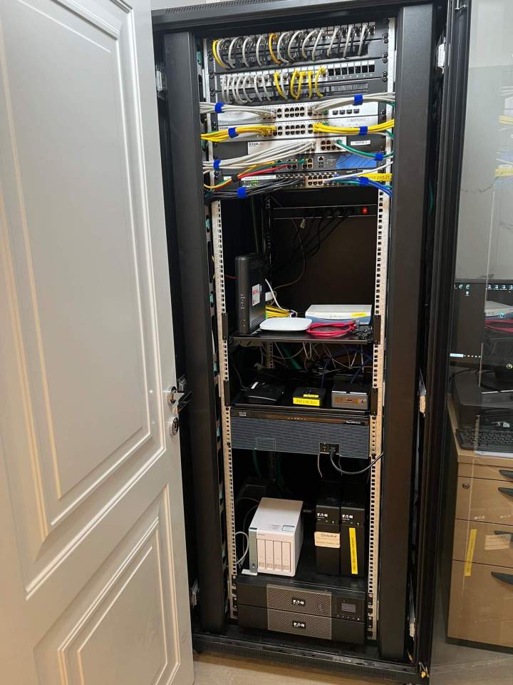 Mise en place de câble réseau Le Var